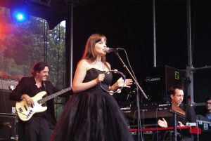 Lady Linn and Her Magnificent Seven op Palm Parkies
