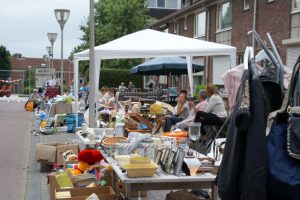 Rommelmarkt blijkt succesvol initiatief in wijk Zeekant
