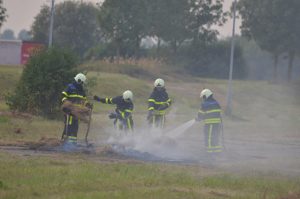 Brandend gras in Ossendrecht snel geblust