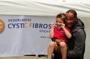 Zesduizend euro voor bestrijding Cystic Fibrosis