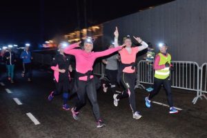 Grote belangstelling voor Night Run Bergen op Zoom (video)